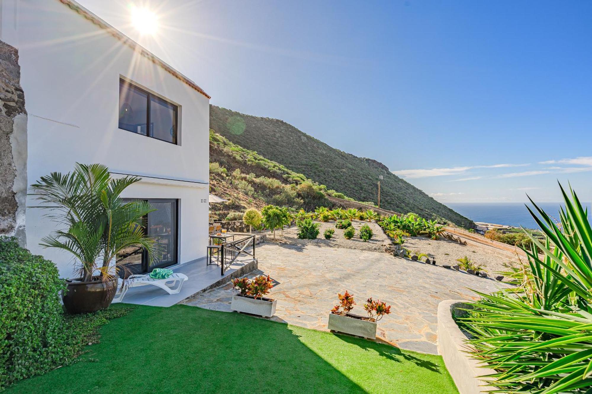 Cliff Haven Sea View Apartment - Adults Only Santiago del Teide المظهر الخارجي الصورة